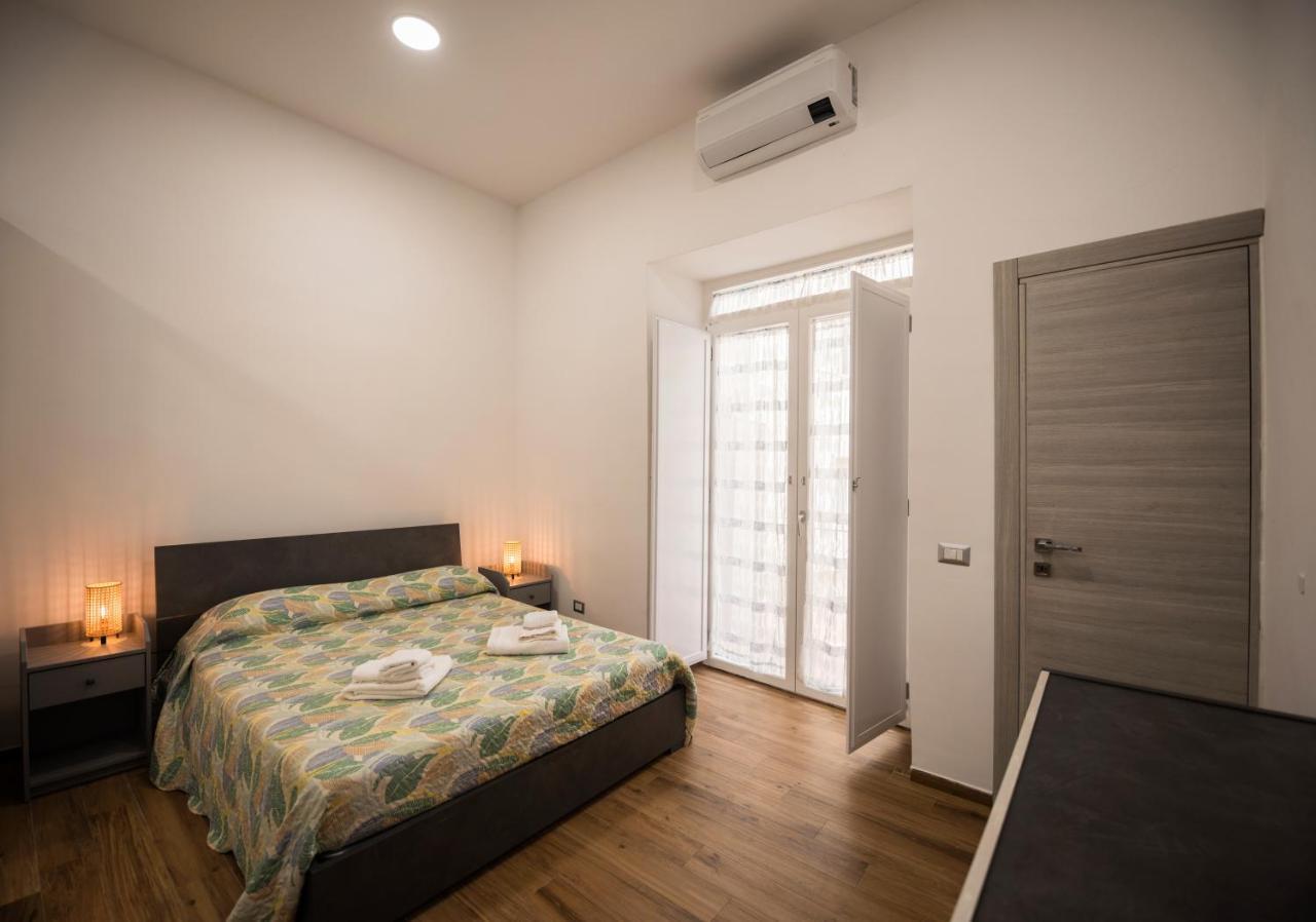 Dimora Francesca Apartamento Salerno Exterior foto