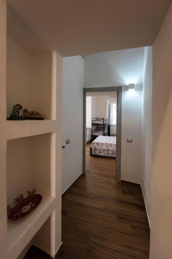 Dimora Francesca Apartamento Salerno Exterior foto