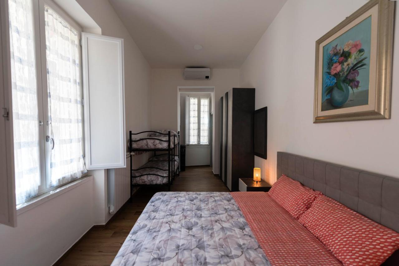 Dimora Francesca Apartamento Salerno Exterior foto